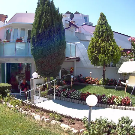 Beach House In Sineva * 스베티 블라스